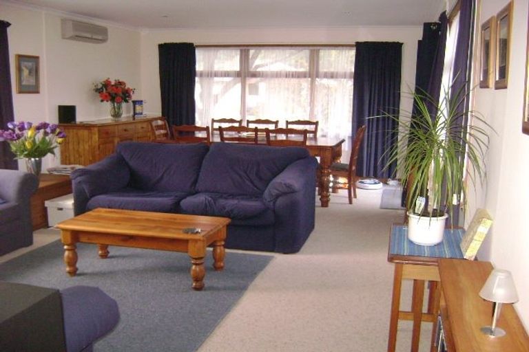 Photo of property in 33 Bauchop Road, Waterloo, Lower Hutt, 5011