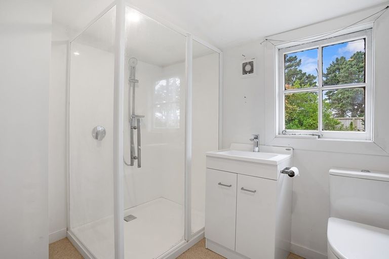 Photo of property in 10 Chamberlain Avenue, Amberley, 7481