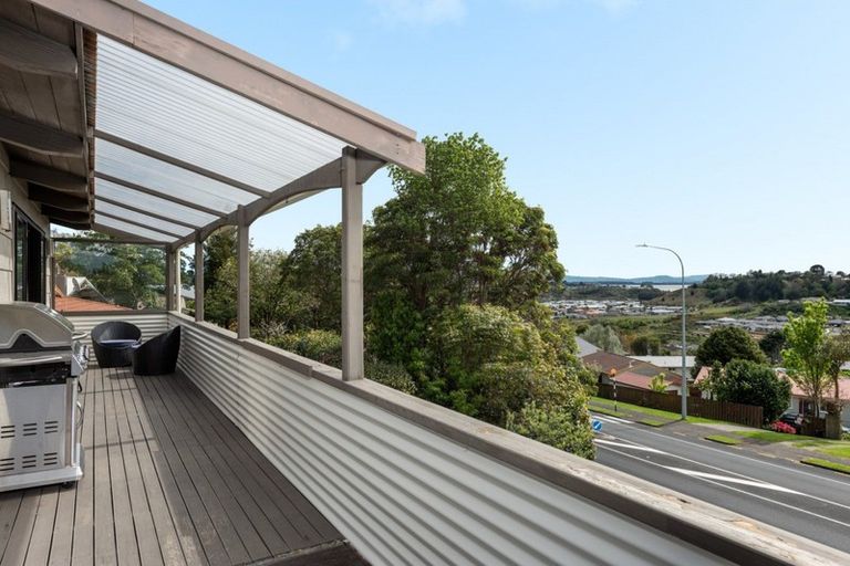 Photo of property in 1 Cambridge Road, Judea, Tauranga, 3110
