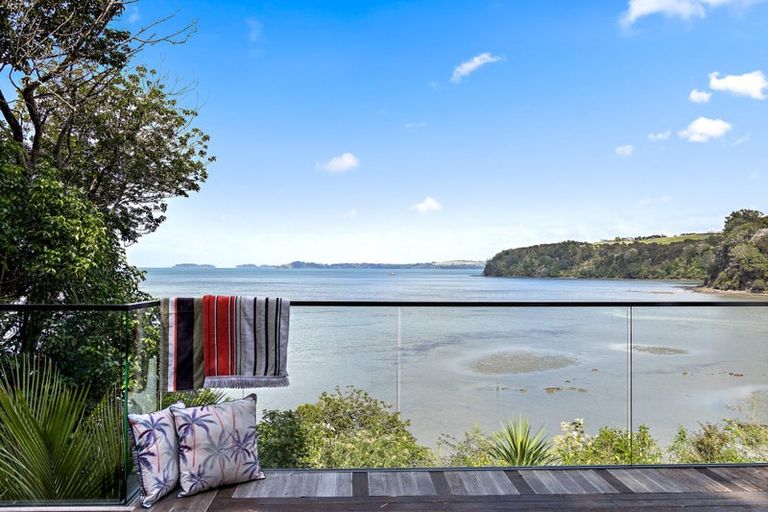 Photo of property in 12 Clinton Road, Tawharanui Peninsula, Warkworth, 0986