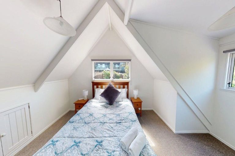 Photo of property in 6 Calder Road, Lake Okareka, Rotorua, 3076