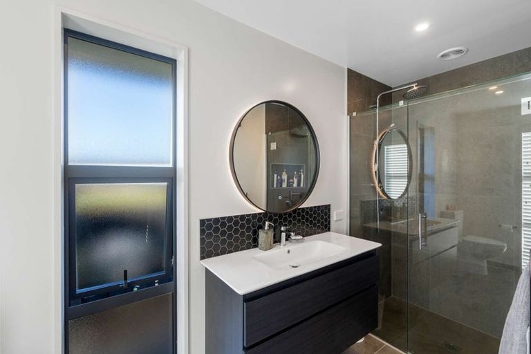 Photo of property in 21 Goldie Drive, Rangiora, 7400