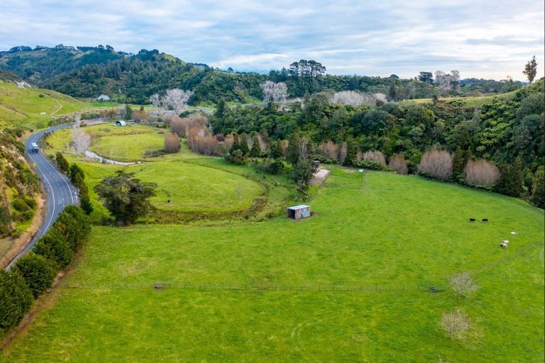 Photo of property in 939 Mokau Road, Mimi, Urenui, 4377
