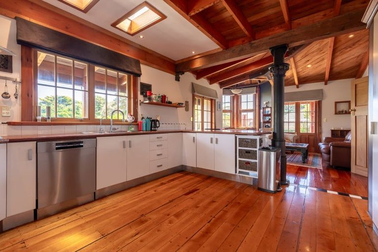 Photo of property in 15 Poplar Avenue, Raumati South, Paraparaumu, 5032