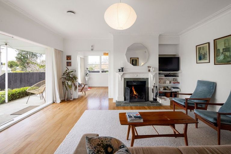 Photo of property in 139 Williams Street, Cambridge, 3434