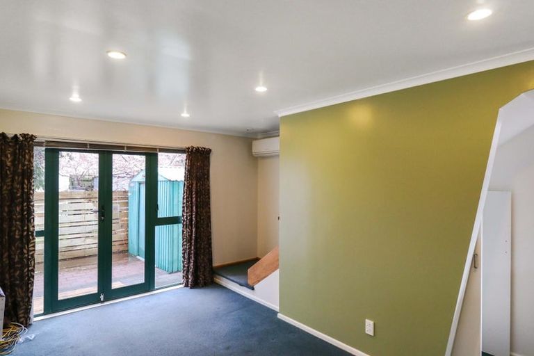 Photo of property in 21a Mahora Street, Kilbirnie, Wellington, 6022