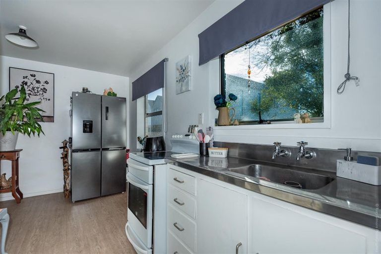 Photo of property in 4/110 Barbour Street, Waltham, Christchurch, 8011