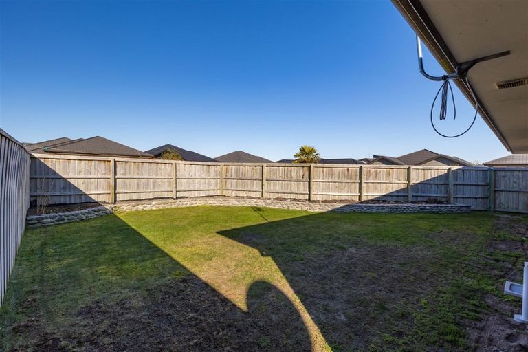 Photo of property in 14 Wootton Place, Kaiapoi, 7630
