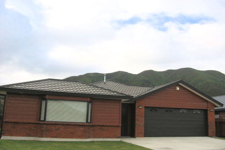 Photo of property in 41 Mandel Mews, Waiwhetu, Lower Hutt, 5010