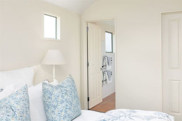 Photo of property in 58 Hewitts Road, Merivale, Christchurch, 8014