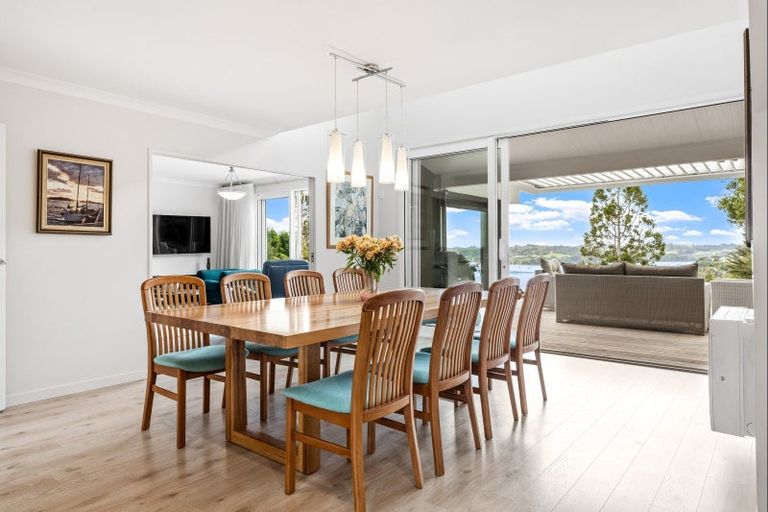 Photo of property in 14 Creek Street, Sandspit, Warkworth, 0982