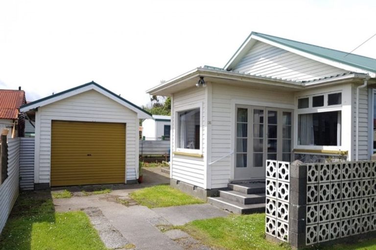 Photo of property in 136 Bealey Street, Hokitika, 7810