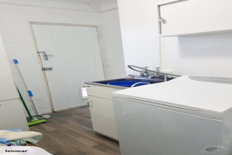 Photo of property in 51 Toroa Street, Torbay, Auckland, 0630