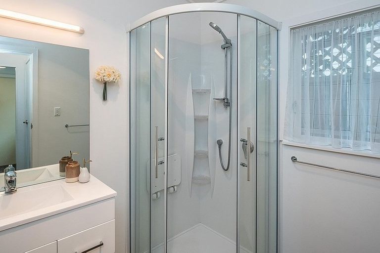 Photo of property in 13 Ross Street, Kilbirnie, Wellington, 6022