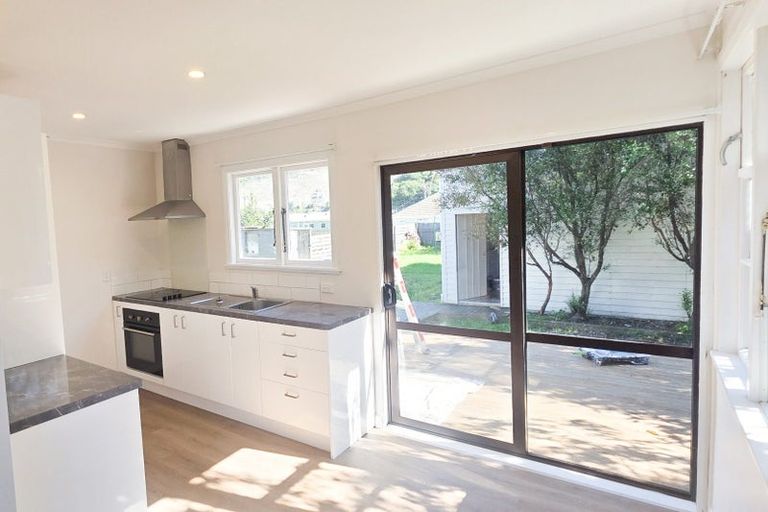 Photo of property in 125 Molesworth Street, Taita, Lower Hutt, 5011