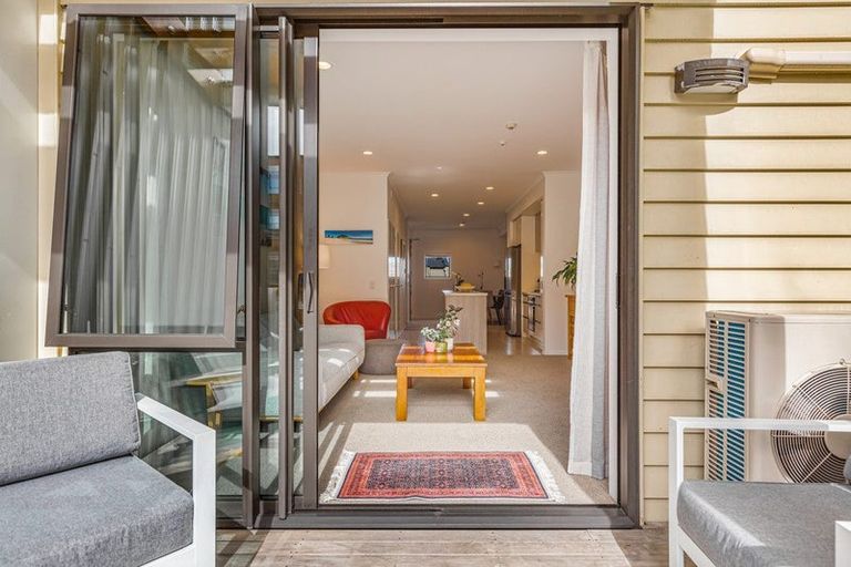 Photo of property in 17 Kanuka Road, Hobsonville, Auckland, 0616