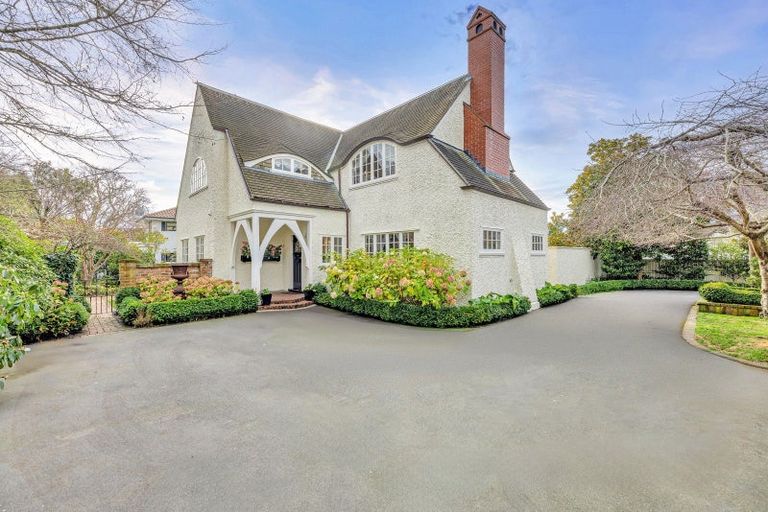 Photo of property in 43 Holmwood Road, Merivale, Christchurch, 8014