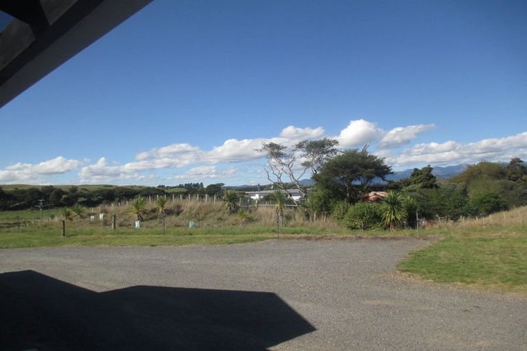 Photo of property in 365 Muhunoa Road West, Ohau, Levin, 5570