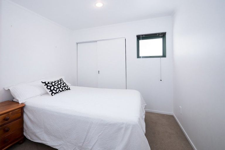 Photo of property in 112 Te Haumi Drive, Paihia, 0200