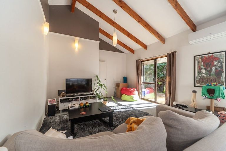 Photo of property in 42a Monorgan Road, Strathmore Park, Wellington, 6022