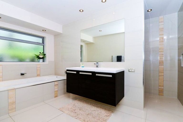 Photo of property in 12 Highview Court, Flagstaff, Hamilton, 3210