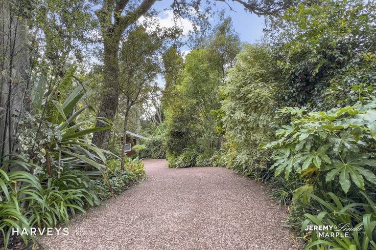 Photo of property in 310 Titirangi Road, Titirangi, Auckland, 0604