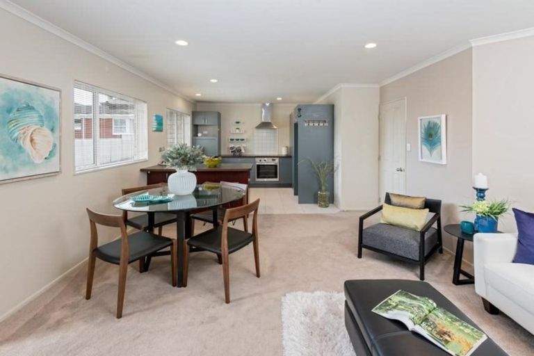 Photo of property in 20a Gibraltar Street, Howick, Auckland, 2014