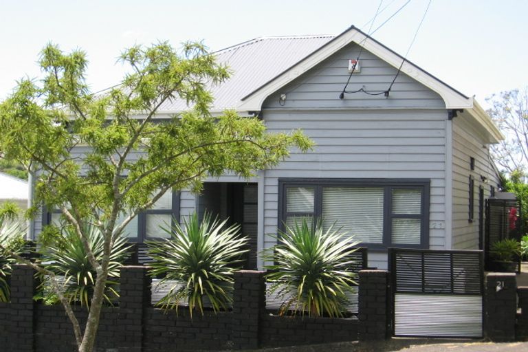 Photo of property in 21 New Bond Street, Kingsland, Auckland, 1021