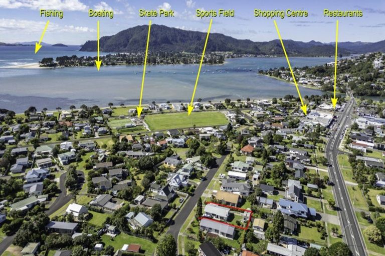 Photo of property in 5 Kauri Place, Tairua, 3508