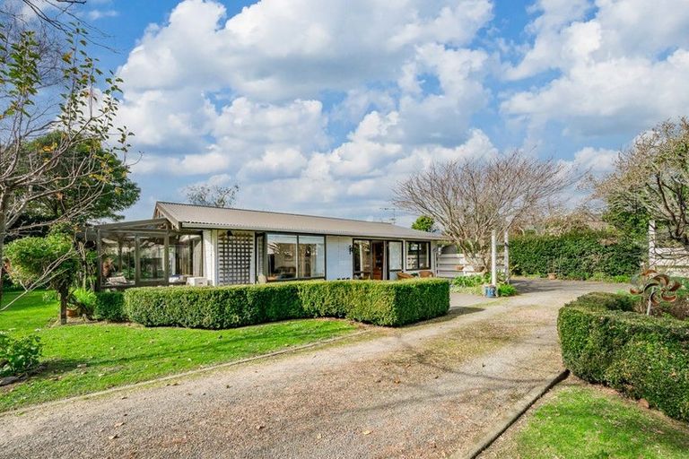 Photo of property in 29 Nimmo Avenue, Waikanae, 5036