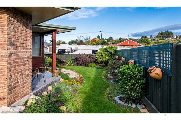 Photo of property in 3 Lewis Street, Geraldine, 7930