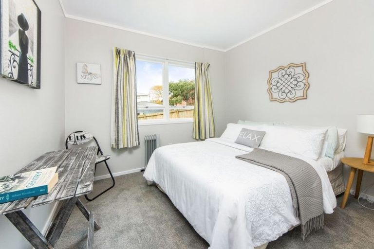 Photo of property in 147 Rangatira Road, Beach Haven, Auckland, 0626