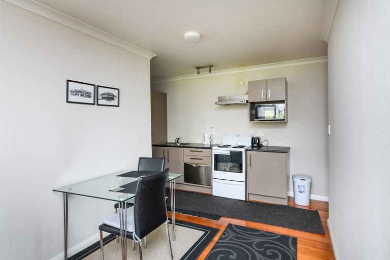 Photo of property in 348 College Street, West End, Palmerston North, 4410