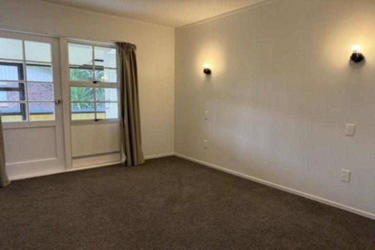 Photo of property in 19 Endeavour Avenue, Welcome Bay, Tauranga, 3112