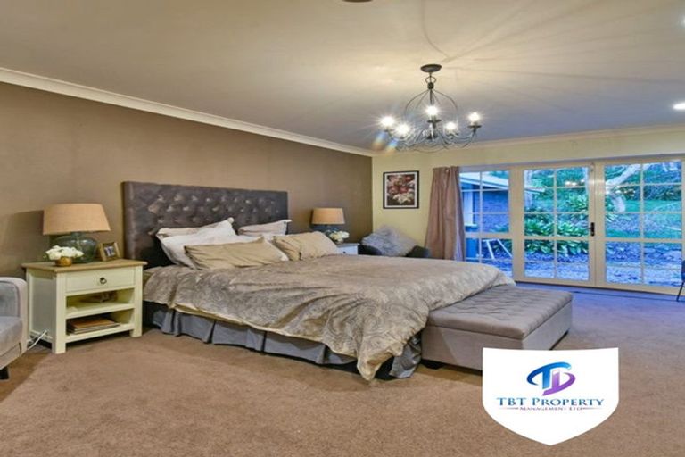 Photo of property in 65 Harry Dreadon Road, Opaheke, Papakura, 2584