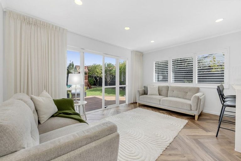 Photo of property in 3 Covina Place, Somerville, Auckland, 2014