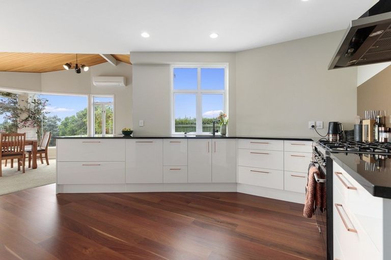 Photo of property in 94 Braid Road, St Andrews, Hamilton, 3200