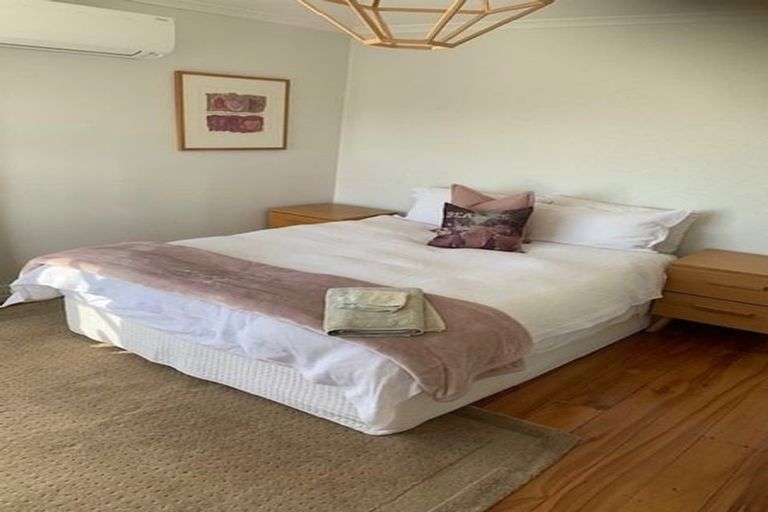 Photo of property in 11 Colenso Avenue, Hospital Hill, Napier, 4110