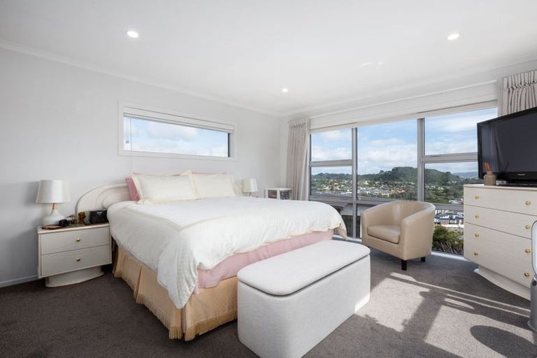 Photo of property in 174 Navigation Drive, Whitby, Porirua, 5024