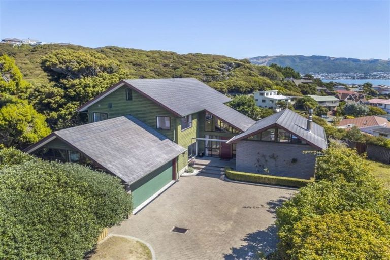 Photo of property in 40 Kinloch Place, Papakowhai, Porirua, 5024