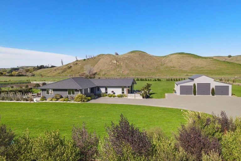 Photo of property in 662 No 3 Line, Okoia, Wanganui, 4582