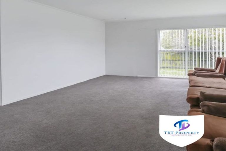 Photo of property in 36 Sunlands Drive, Manurewa, Auckland, 2102