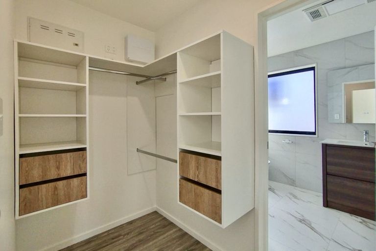 Photo of property in 11b Portadown Avenue, Pakuranga Heights, Auckland, 2010
