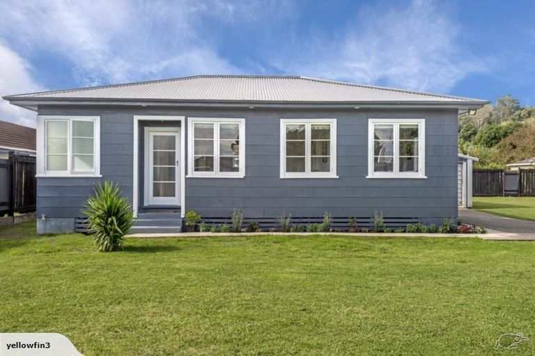 Photo of property in 25 Gordon Street, Mangapapa, Gisborne, 4010