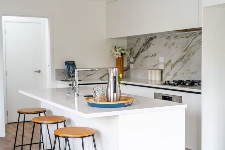 Photo of property in 1/4 Marama Street, Castor Bay, Auckland, 0620