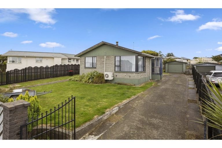 Photo of property in 215 Regent Street, Heidelberg, Invercargill, 9812