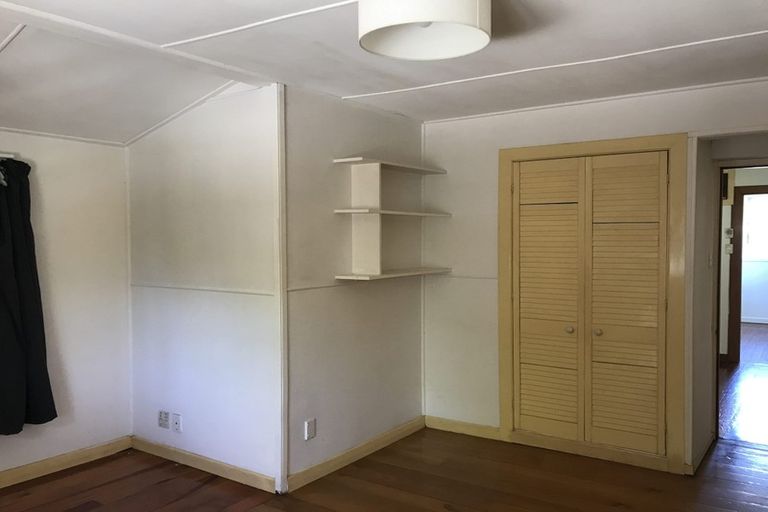 Photo of property in 21 Oteha Valley Road, Northcross, Auckland, 0632