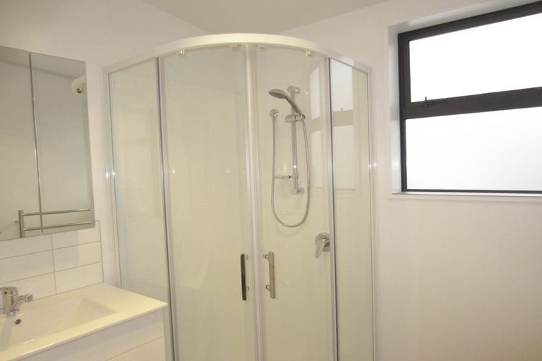 Photo of property in 2/477 Barbadoes Street, Edgeware, Christchurch, 8013