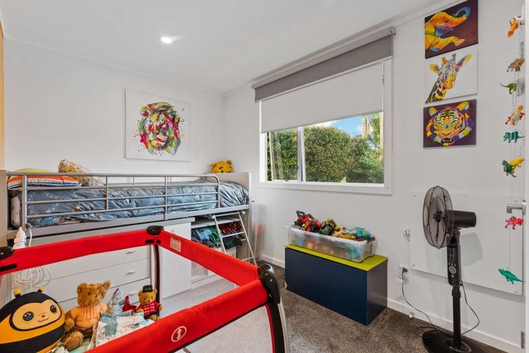 Photo of property in 26 Parakai Avenue, Parakai, 0830