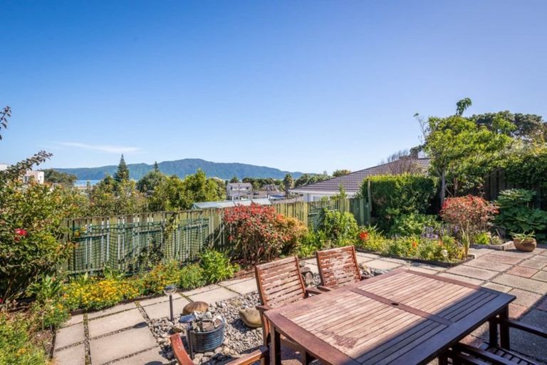 Photo of property in 21 Webber Street, Paraparaumu Beach, Paraparaumu, 5032